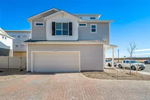 46569 Sunflower Ln, Bennett, CO 80102 - Photo 5