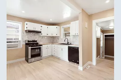1685 Clinton Street, Aurora, CO 80010 - Photo 27