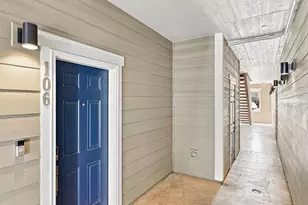 1841 S Dunkirk St, Aurora, CO 80017 - Photo 3