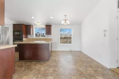 7692 S Estes Court, Littleton, CO 80128 - Photo 7