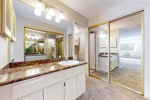 13691 E Marina Dr, Aurora, CO 80014 - Photo 9