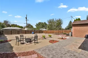 2371 Joliet St, Aurora, CO 80010 - Photo 25