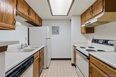 923 S Zeno Way #104, Aurora, CO 80017 - Photo 7