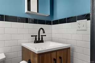 1811 S Quebec Way, Denver, CO 80231 - Photo 17