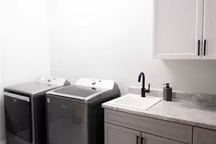 3323 S Newcombe St, Lakewood, CO 80227 - Photo 35