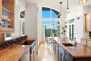 25070 Montane Dr, Golden, CO 80401 - Photo 15