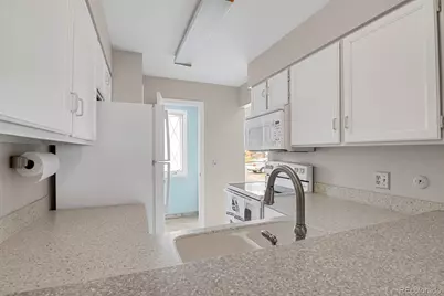 8879 W Floyd Avenue, Lakewood, CO 80227 - Photo 9