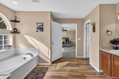 11861 Joplin Court, Commerce City, CO 80022 - Photo 39