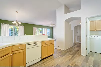 625 Riverview Lane, Colorado Springs, CO 80916 - Photo 17