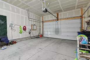 10042 Wheeling St, Commerce City, CO 80022 - Photo 21