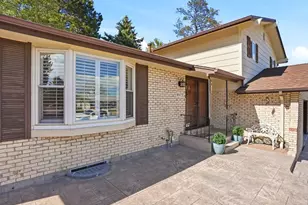 8923 W Warren Dr, Lakewood, CO 80227 - Photo 5