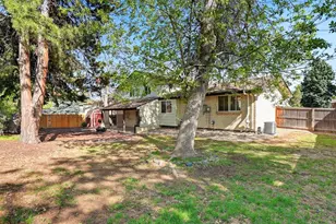 8923 W Warren Dr, Lakewood, CO 80227 - Photo 47
