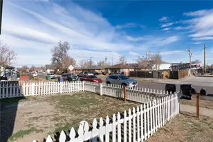 4665 Gaylord St, Denver, CO 80216 - Photo 33