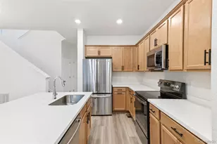 23920 E 34th Ave, Aurora, CO 80019 - Photo 15