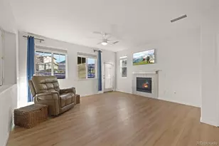 10588 Parkington Ln, Highlands Ranch, CO 80126 - Photo 7