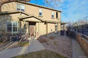 10588 Parkington Ln, Highlands Ranch, CO 80126 - Photo 3