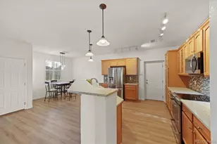 10588 Parkington Ln, Highlands Ranch, CO 80126 - Photo 9