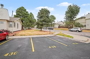 17643 E Loyola Dr, Aurora, CO 80013 - Photo 29