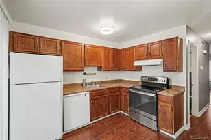 17643 E Loyola Dr, Aurora, CO 80013 - Photo 13