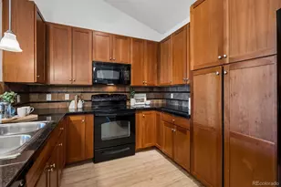 8726 S Kline St, Littleton, CO 80127 - Photo 9