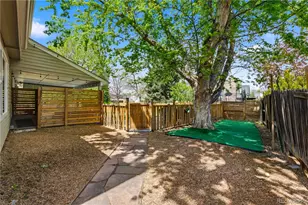 1127 E Kettle Pl, Centennial, CO 80122 - Photo 35