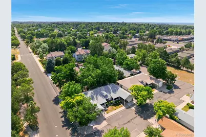 2206 S Iola Street, Aurora, CO 80014 - Photo 39