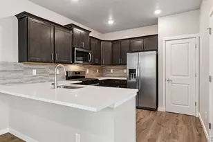 352 N Amory St, Watkins, CO 80137 - Photo 7