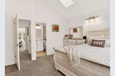 1228 S Flower Circle #B, Lakewood, CO 80232 - Photo 11