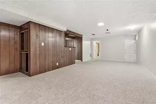 3323 W Monmouth Ave, Englewood, CO 80110 - Photo 23