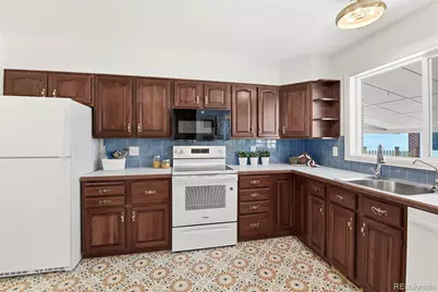 3323 W Monmouth Avenue, Englewood, CO 80110 - Photo 9