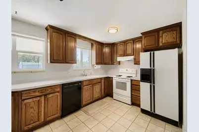 9166 Lasalle Place, Westminster, CO 80031 - Photo 7