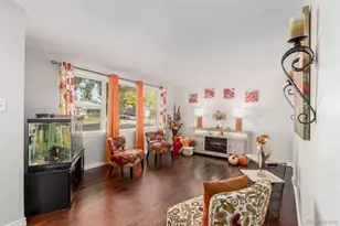 924 Galena St, Aurora, CO 80010 - Photo 9