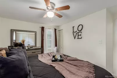 924 Galena Street, Aurora, CO 80010 - Photo 29