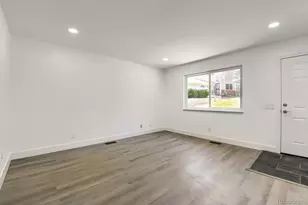 9105 E Lehigh Ave, Denver, CO 80237 - Photo 7