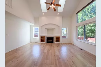 10562 Falcon Street, Longmont, CO 80504 - Photo 11