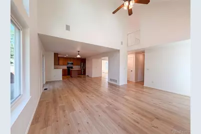 10562 Falcon Street, Longmont, CO 80504 - Photo 3