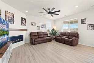 919 Goodrich Peak St, Erie, CO 80516 - Photo 9