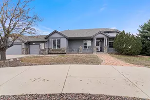 49240 Antelope Dr W, Bennett, CO 80102 - Photo 3
