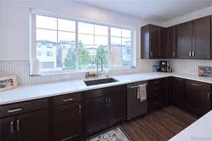 9025 Southurst St, Highlands Ranch, CO 80129 - Photo 15