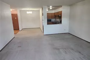 650 S Alton Way, Denver, CO 80247 - Photo 9