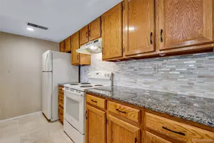 9690 Brentwood Way, Broomfield, CO 80021 - Photo 7