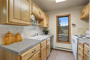 275 Vulture Ln, Jefferson, CO 80456 - Photo 9