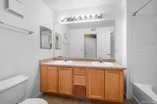 5763 N Gibralter Way, Aurora, CO 80019 - Photo 17