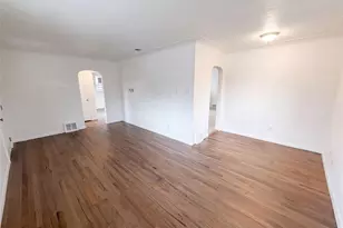 3570 Newport St, Denver, CO 80207 - Photo 3
