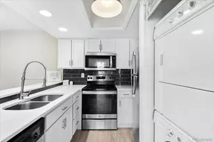 8376 S Upham Way, Littleton, CO 80128 - Photo 15