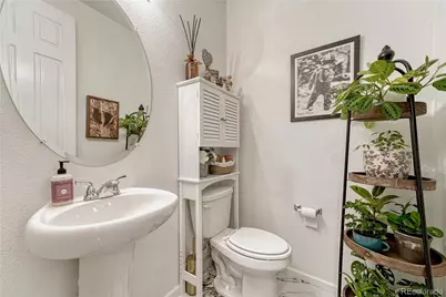 25586 E Maple Avenue, Aurora, CO 80018 - Photo 15