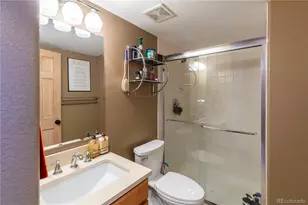 9234 W Hinsdale Pl, Littleton, CO 80128 - Photo 15