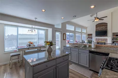 9234 W Hinsdale Place, Littleton, CO 80128 - Photo 7