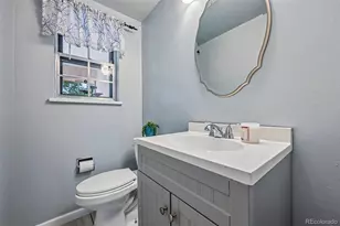 392 Zion St, Aurora, CO 80011 - Photo 17