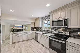 392 Zion St, Aurora, CO 80011 - Photo 13